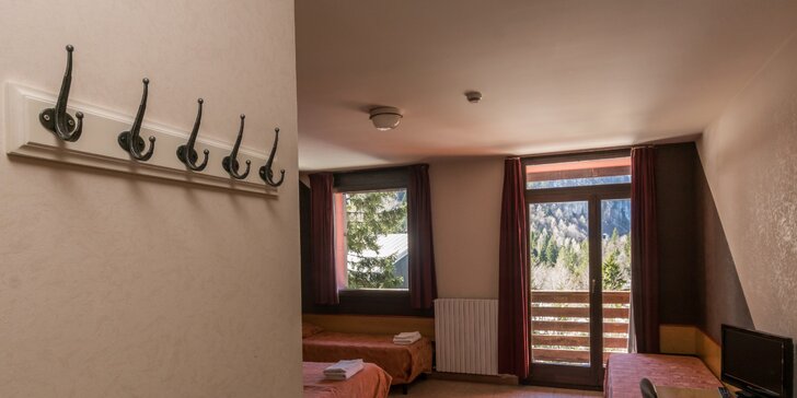 Lyžování v Itálii a Slovinsku: doprava, hotel s polopenzí a saunou i 3denní skipas