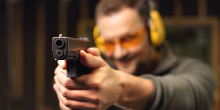 Střelecký zážitek v Mikulově: střelba z pistole, revolveru, pušky i ze samopalu