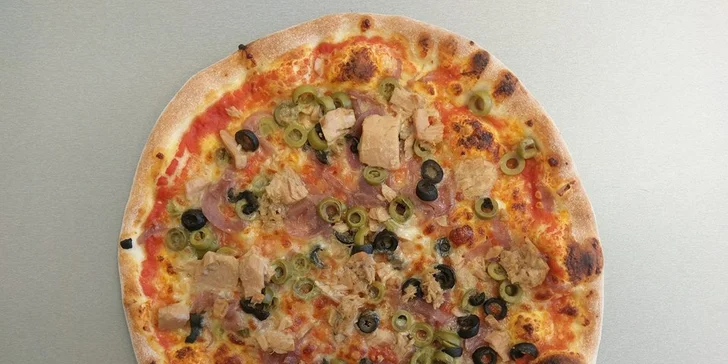 Pekelně dobrá a větší než jinde: 2x pizza o průměru 36 cm s sebou z Red Hellu