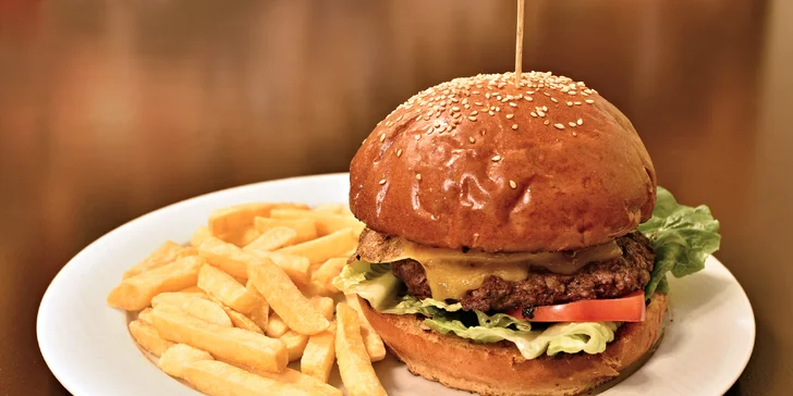 Degustace nefiltrovaných piv z pivovaru Kolčavka a dva burgery pro dva