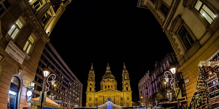 Kouzelná Budapešť, oděná do vánočního roucha, s odjezdy z Moravy