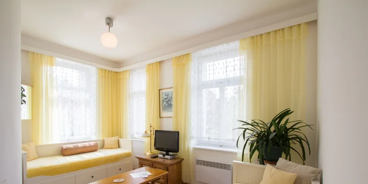 3 dny v centru Českého Krumlova: privátní wellness a snídaně s donáškou