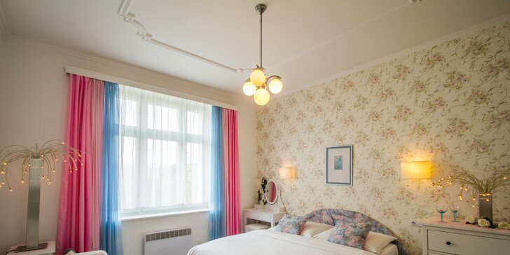 Wellness pobyt v centru Krumlova: prémiové apartmá a snídaně s donáškou
