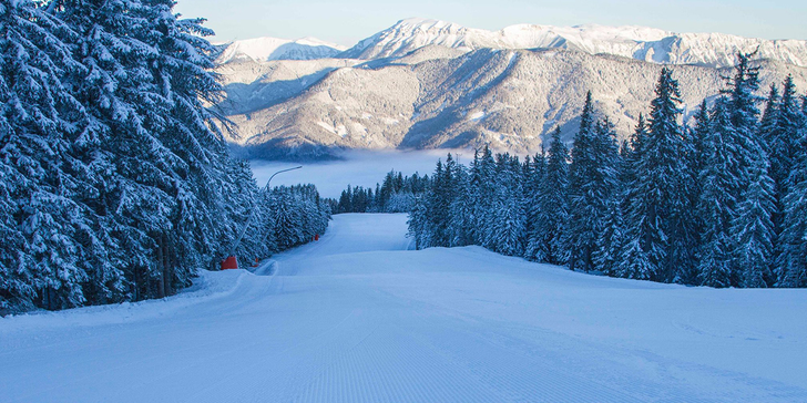 Krásná zima v rakouských Alpách: polopenze, neomezený bazén i lyžování
