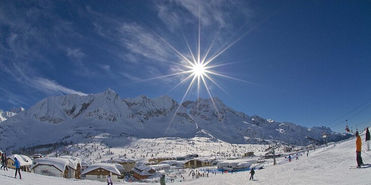Na hory do oblíbeného skiareálu Adamello: 3* hotel s polopenzí a wellness
