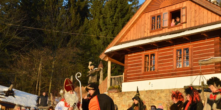 Mikuláš v Podlesí – polopenze, wellness i zábava v Pohádkové vesničce