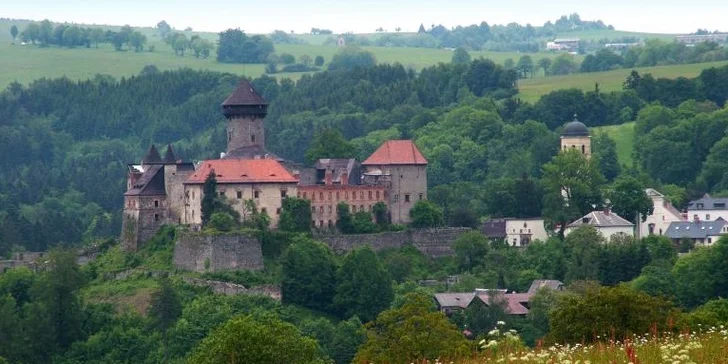 Dovolená s polopenzí pro 2 v rodinném hotelu v srdci Jeseníků pod Pradědem