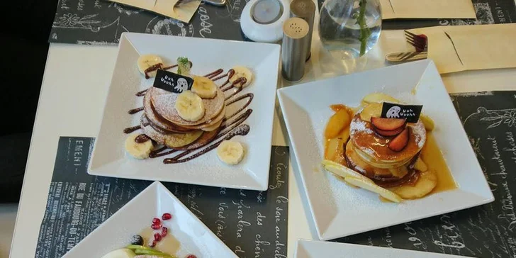 Lívance s ovocem, karamelem, zmrzlinou či slaninou nebo pro dva i s kávou