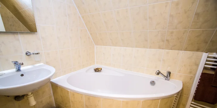 Na zimu do salaše: apartmán nebo 2lůžkový pokoj a vyhlášená restaurace