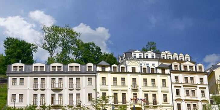 3760 Kč za třídenní pobyt PRO DVA v Karlových Varech v hotelu Jean de Carro.  Snídaně, masáž, rašelinový zábal i vstup do Thermária se slevou 50 %.