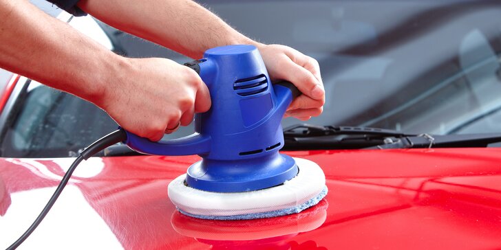 Prvotřídní péče o vaše auto – mytí a ochrana laku nebo renovace laku leštěním