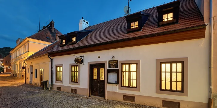 Romantika v Českém Krumlově v penzionu u Vltavy se snídaní