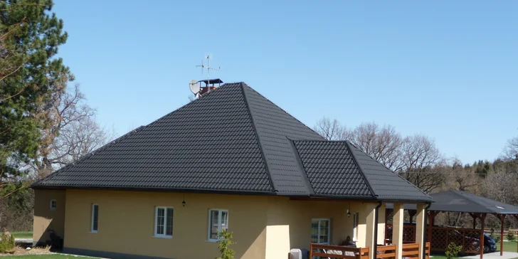 Pobyt na ranči se zahradou a rybníkem v luxusním bungalovu pro 1–8 osob
