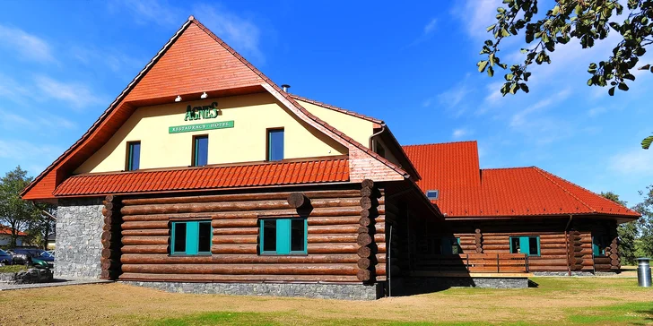 Moderní srub blízko Kutné Hory: krásná příroda, bio večeře, návštěva palírny
