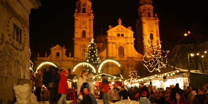 Za vánoční atmosférou do bavorského Pasova: návštěva trhů i plavba lodí
