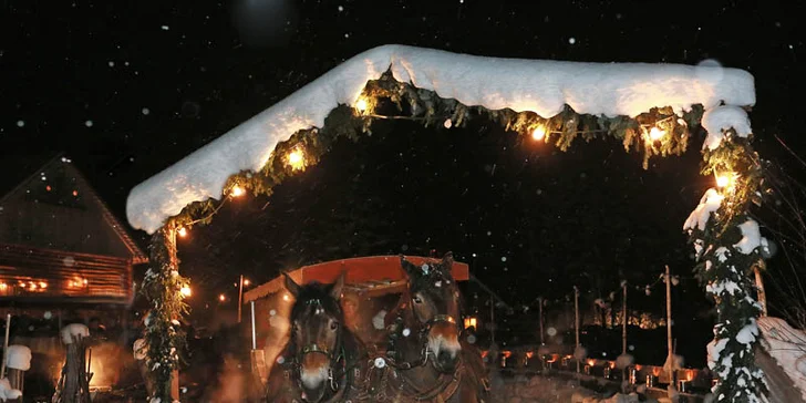 Vypravte se k Halštatskému jezeru za magickými adventními trhy Solnohradska