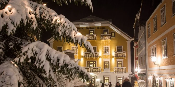Vypravte se k Halštatskému jezeru za magickými adventními trhy Solnohradska