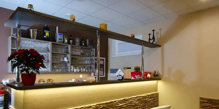 Podzimní Třebíč: ubytování v apartmánu, snídaně a privátní wellness pro dva