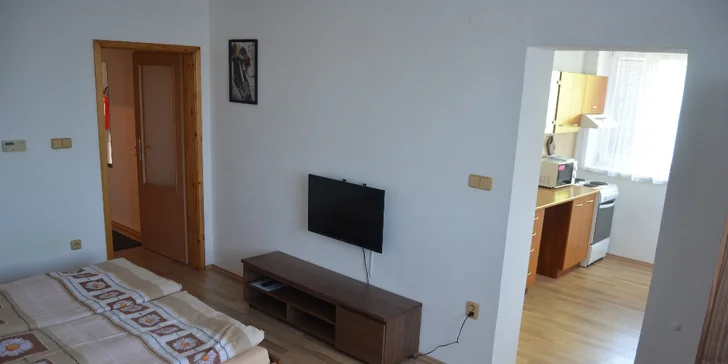 Podzimní Třebíč: ubytování v apartmánu, snídaně a privátní wellness pro dva