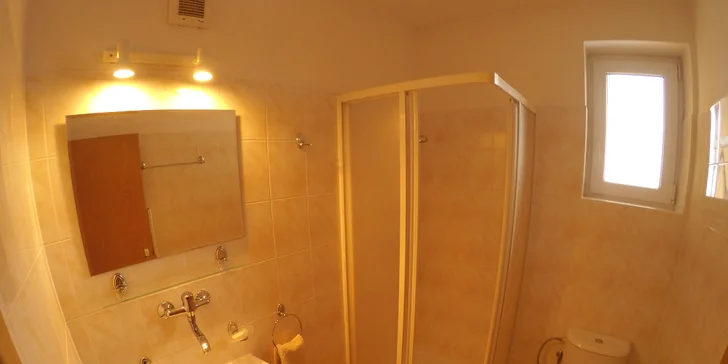 Aktivní zima pod Lomnickým štítem: Polopenze, sauna a slevy do aquaparků
