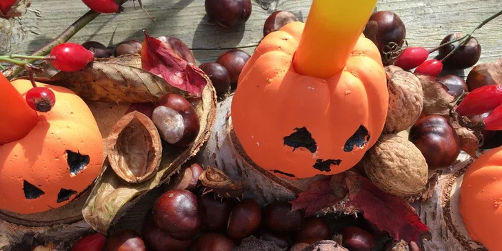Vlastnoruční výroba halloweenského svícnu a horká aztécká čokoláda
