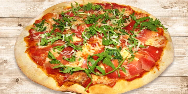 Italské menu pro dva: 2 pizzy a 2 kávy nebo italské stolní víno