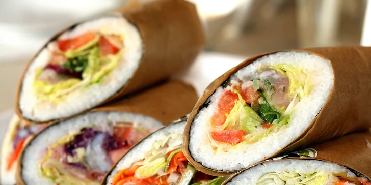 Když Japonsko miluje Mexiko: sushi burrito menu s kuřecím, rybou nebo krevetami