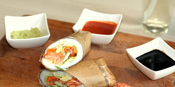 Když Japonsko miluje Mexiko: sushi burrito menu s rybou nebo krevetami