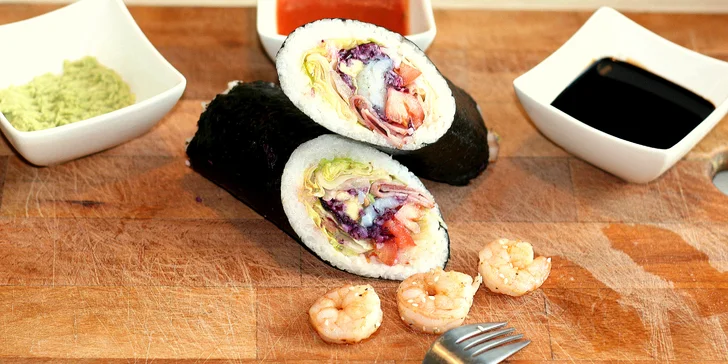 Když Japonsko miluje Mexiko: sushi burrito menu s rybou nebo krevetami