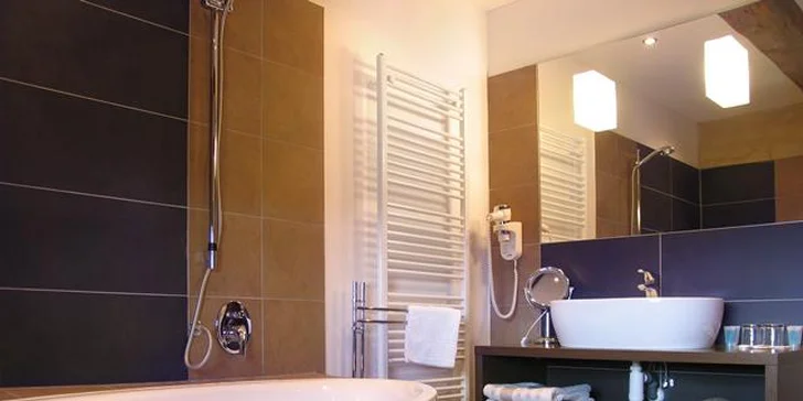Romantika v luxusním apartmánu nebo sýpce se snídaní či polopenzí