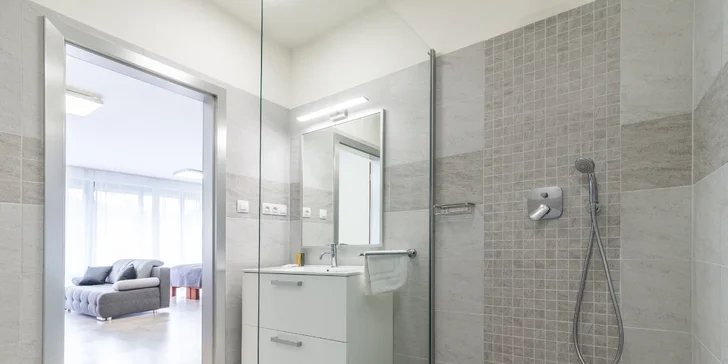 Romantika v luxusním apartmánu nebo sýpce se snídaní či polopenzí