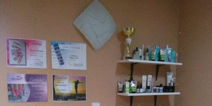 Mistrovská péče o nehty od Terezy Kotanové: manikúra s gel lakem
