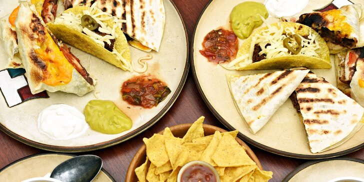 Mexické 5chodové menu pro dva: polévky, quesadilla, burrito, tacos i nachos