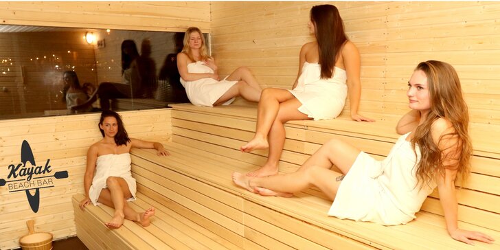 Do sauny na náplavku: parádní relax v multifunčkním pontonu s výhledem na Prahu