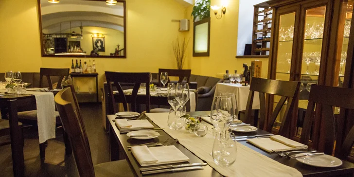 Dárkové poukazy v hodnotě až 2 000 Kč do restaurace U Emy Destinnové