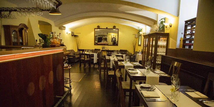 Dárkové poukazy v hodnotě až 2 000 Kč do restaurace U Emy Destinnové