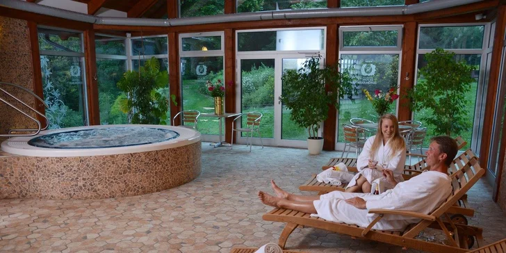 Na dovolenou či léčebný pobyt do Mariánek: balíčky pro jednotlivce i páry, jídlo, procedury a wellness