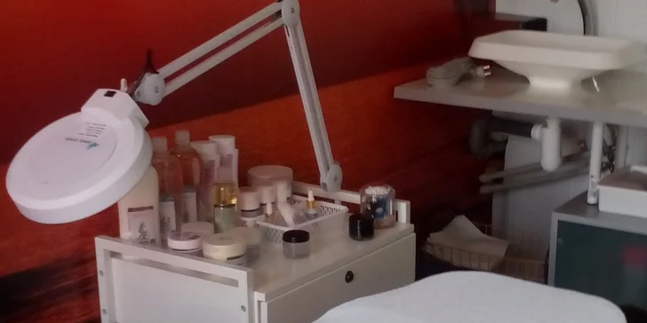 Čas jen a jen pro vás: hodinové kosmetické ošetření a k tomu hodinová masáž