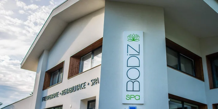 Božský klid: 90 min. v privátním spa s vířivkou, finskou saunou a sektem