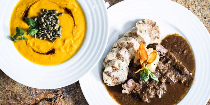 4chodové menu se 4 variantami hlavních jídel ve vyhlášené restauraci Savoy