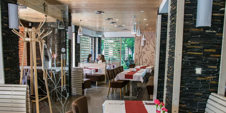 5chodové degustační menu pro 2 podávané v oceněné restauraci Čeladenka