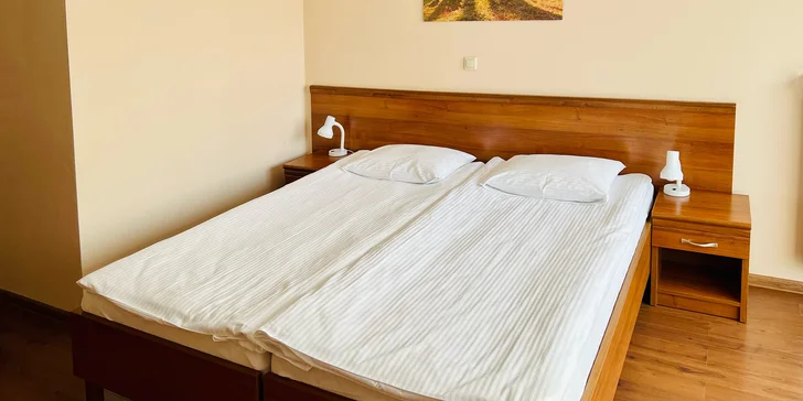 Pokud se na dovču chystáte jen ve dvou, můžete se ubytovat ve dvoulůžkovém pokoji.