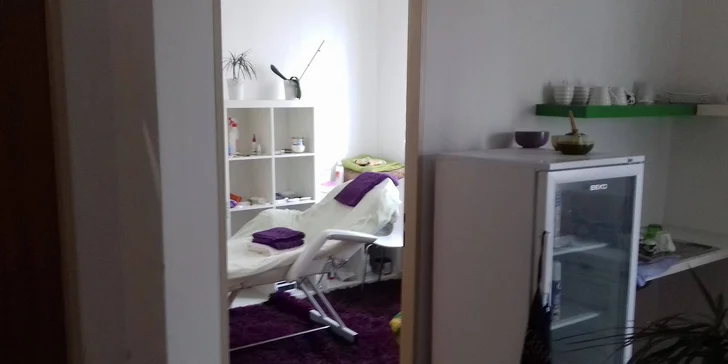 Péče o vaši krásu: úprava obočí i očista pleti s možností masáže obličeje