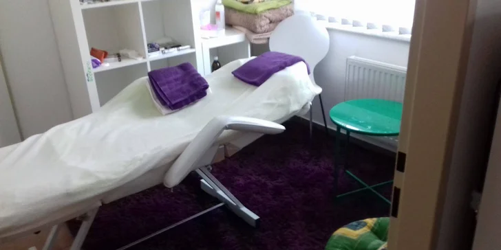 Péče o vaši krásu: úprava obočí i očista pleti s možností masáže obličeje
