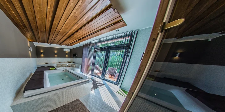 Božský klid: 90 min. v privátním spa s vířivkou, finskou saunou a sektem