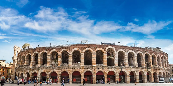 1 nebo 2 noci v Itálii: doprava, snídaně, karneval v Benátkách, Verona i Padova