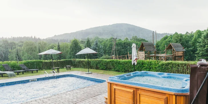 Zimní wellness pobyt v Lužických horách: polopenze, sauna, vířivka i sport