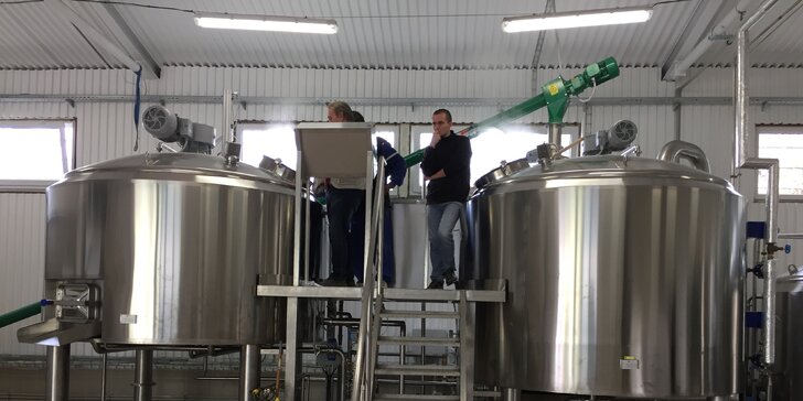 Komentovaná prohlídka pivovaru Moravia: neomezená ochutnávka, 12 řemeslných piv na doma