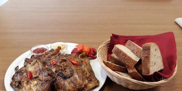 Maso v hlavní roli: Žebírka na pivu a tatarák v Řemeslnické besedě