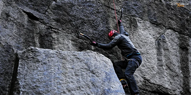 Kurz ferraty i slaňování a oběd nebo nocleh s večeří a snídaní pro 2 osoby